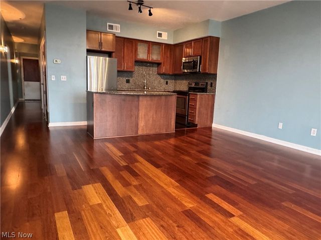 1237 Washington Avenue 811, Cleveland, OH 44113