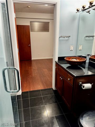 1237 Washington Avenue 811, Cleveland, OH 44113