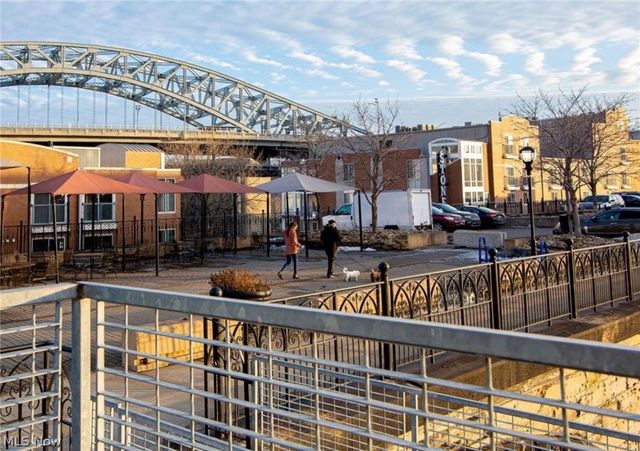 1237 Washington Avenue 811, Cleveland, OH 44113
