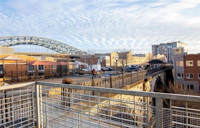 1237 Washington Avenue 811, Cleveland, OH 44113