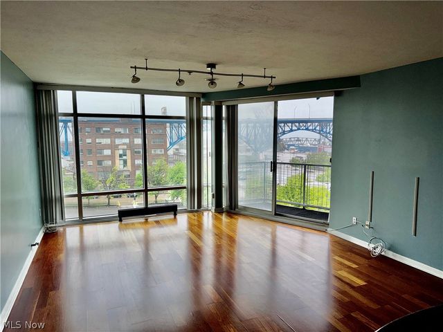1237 Washington Avenue 811, Cleveland, OH 44113
