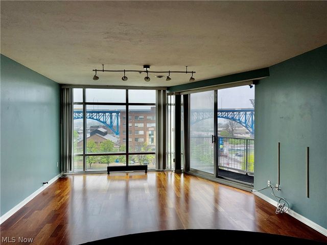 1237 Washington Avenue 811, Cleveland, OH 44113