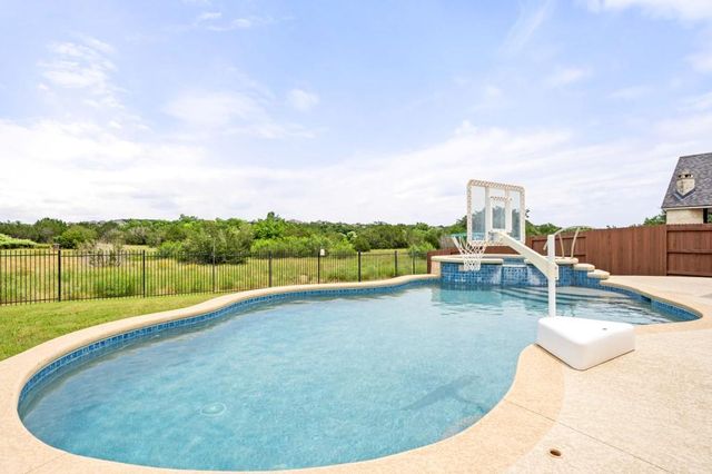 1581 Grassy Field RD, Austin, TX 78737
