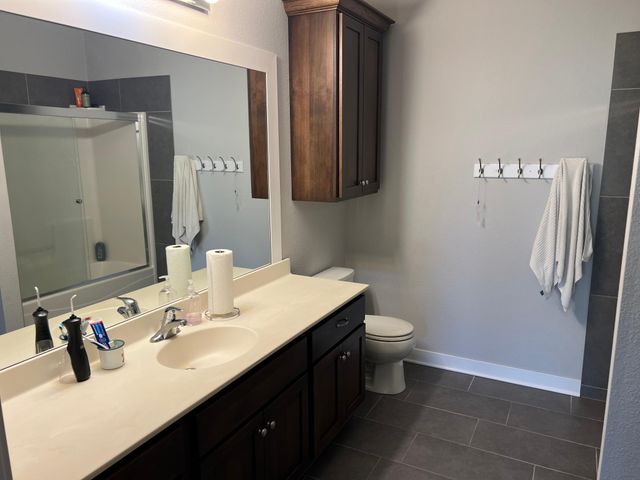 19325 Iteri Avenue, Lakeville, MN 55044