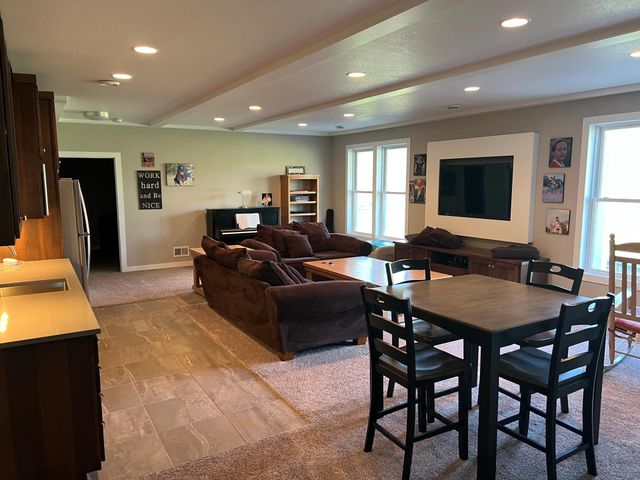 19325 Iteri Avenue, Lakeville, MN 55044