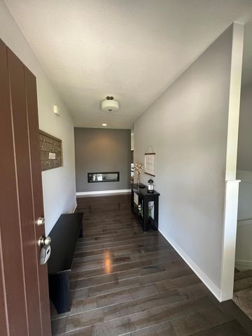 19325 Iteri Avenue, Lakeville, MN 55044