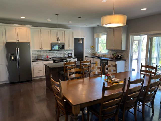 19325 Iteri Avenue, Lakeville, MN 55044