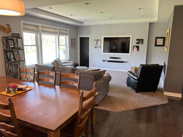19325 Iteri Avenue, Lakeville, MN 55044