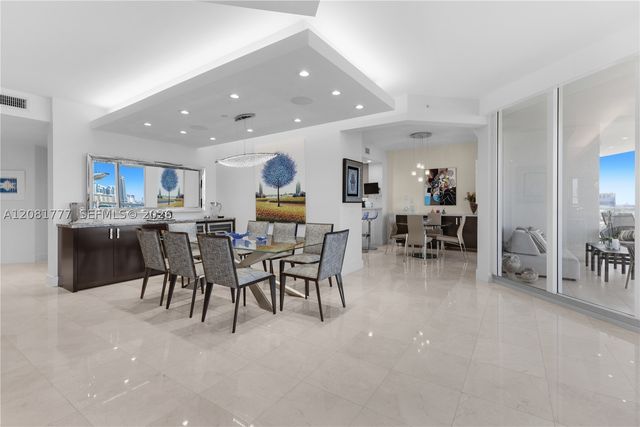 21200 NE Point Pl 1404, Aventura, FL 33180