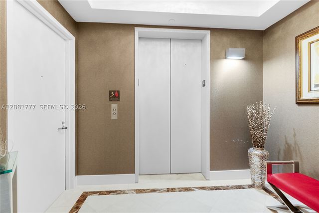 21200 NE Point Pl 1404, Aventura, FL 33180