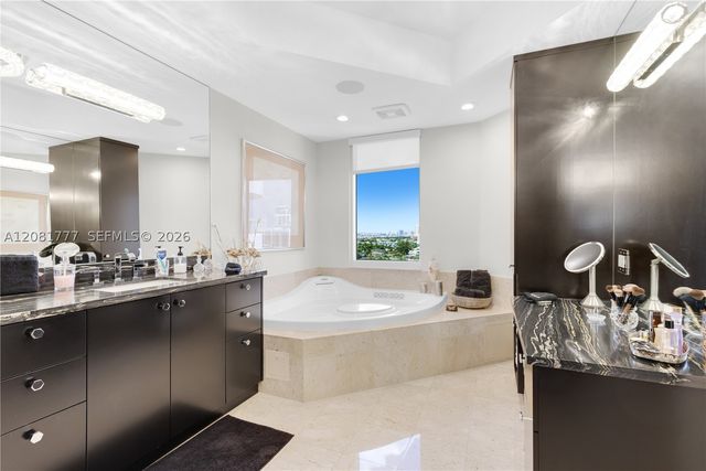 21200 NE Point Pl 1404, Aventura, FL 33180