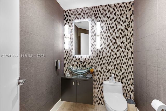 21200 NE Point Pl 1404, Aventura, FL 33180