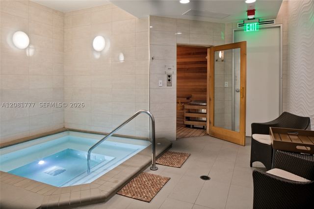 21200 NE Point Pl 1404, Aventura, FL 33180
