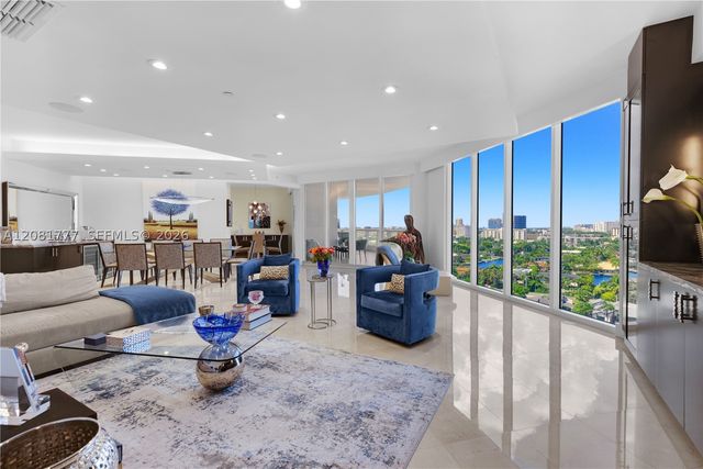 21200 NE Point Pl 1404, Aventura, FL 33180