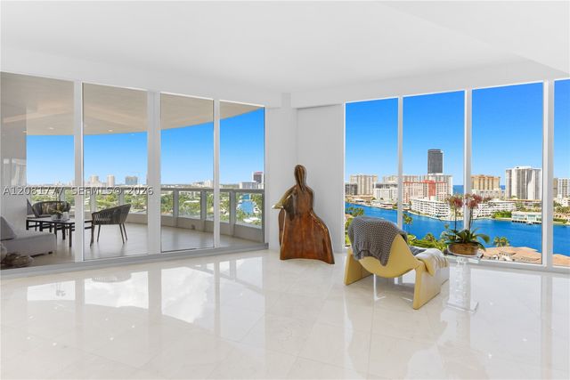 21200 NE Point Pl 1404, Aventura, FL 33180