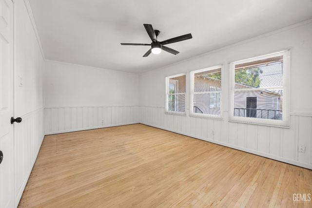 135 A Street, Bakersfield, CA 93304