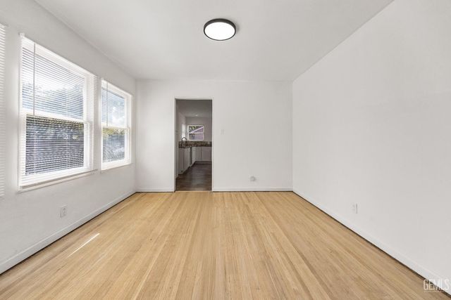 135 A Street, Bakersfield, CA 93304