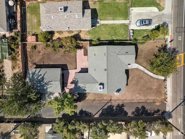 135 A Street, Bakersfield, CA 93304