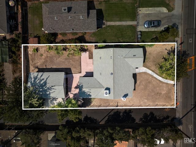 135 A Street, Bakersfield, CA 93304