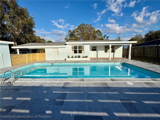 185 S Huntley Drive, Lake Placid, FL 33852