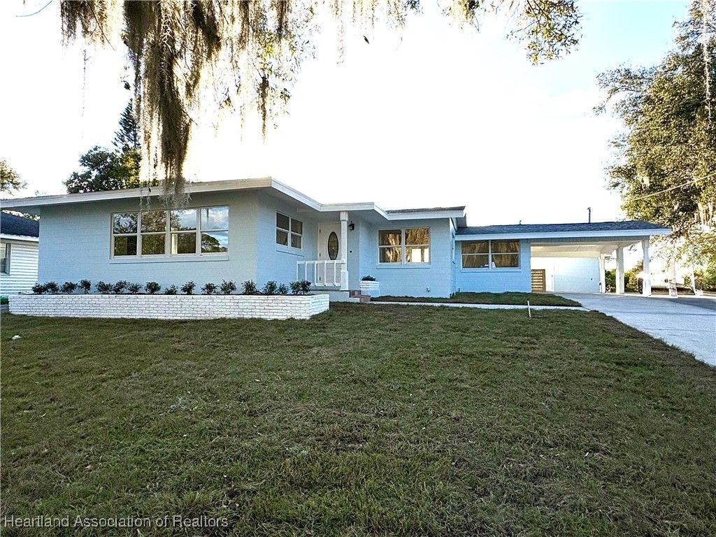 185 S Huntley Drive, Lake Placid, FL 33852