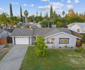 5112 Rabeneck Way, Fair Oaks, CA 95628