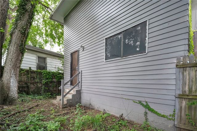 12811 Bartfield Avenue, Cleveland, OH 44108