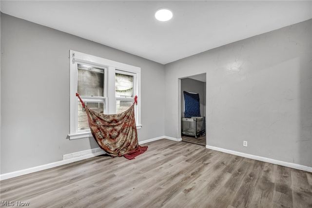 12811 Bartfield Avenue, Cleveland, OH 44108