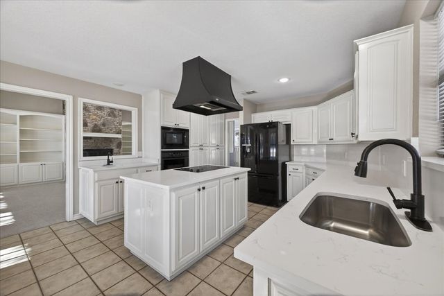 2793 Green Meadows Drive, Glen Rose, TX 76043