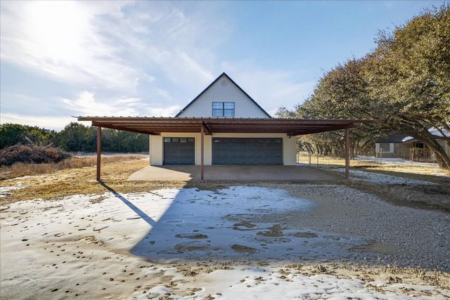 2793 Green Meadows Drive, Glen Rose, TX 76043