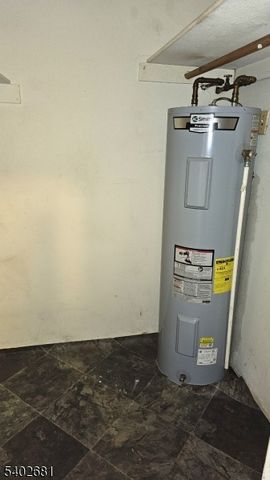 412 Broad Way 32B, Passaic City, NJ 07055