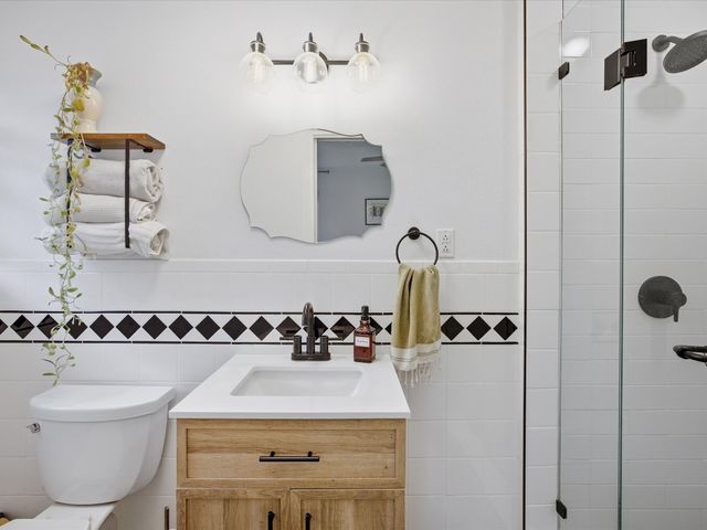 1217 Park Center Street, Benbrook, TX 76126