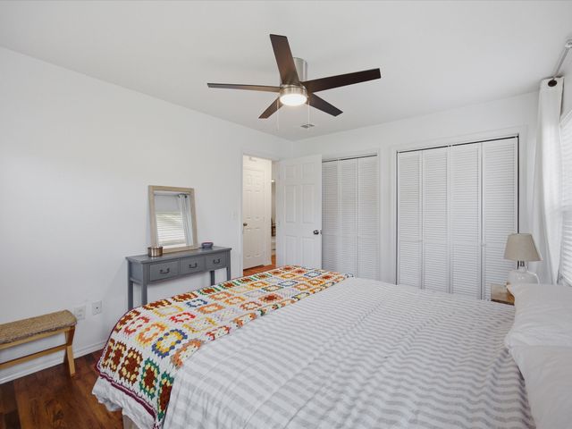1217 Park Center Street, Benbrook, TX 76126