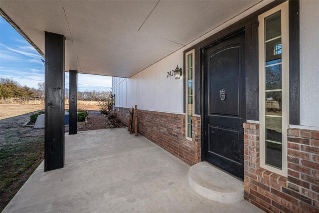 2425 County Road 1313, Blanchard, OK 73010