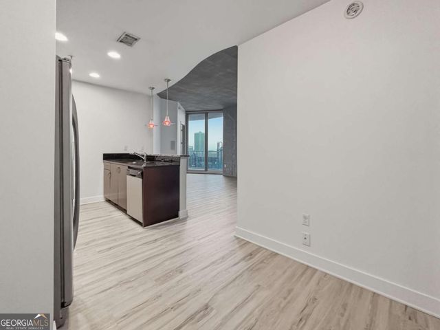 400 W Peachtree Street NW 804, Atlanta, GA 30308