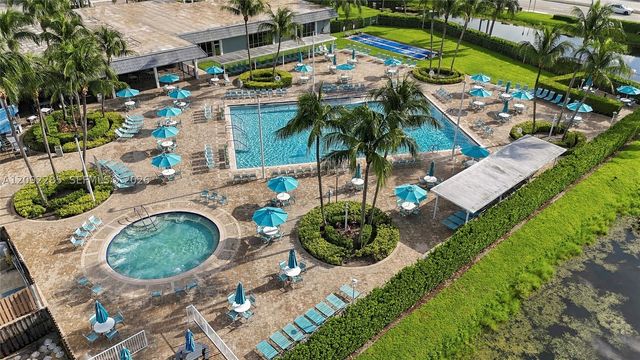 527 Brittany K K, Delray Beach, FL 33446