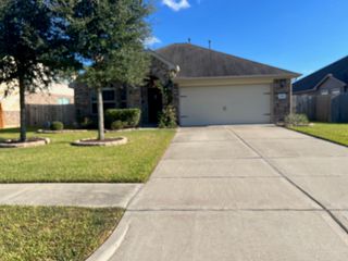 2519 Ocean Pass Lane, Richmond, TX 77469