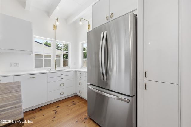 1622 AVOCA Place, Jacksonville, FL 32207