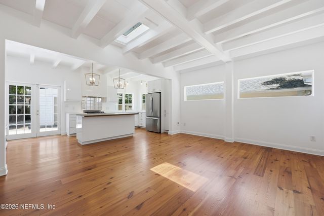 1622 AVOCA Place, Jacksonville, FL 32207