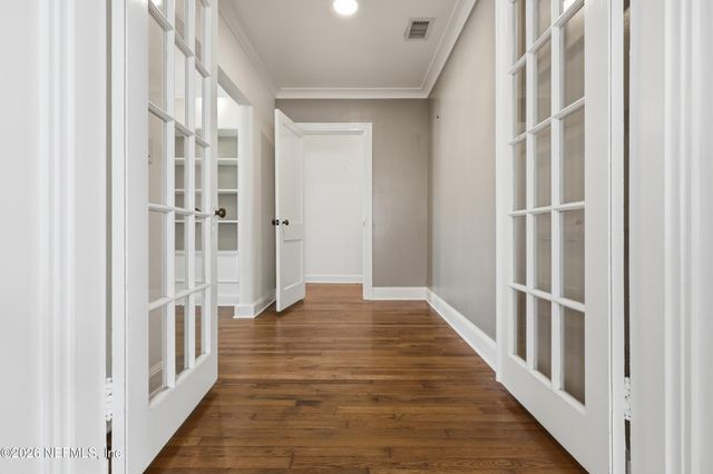 1622 AVOCA Place, Jacksonville, FL 32207