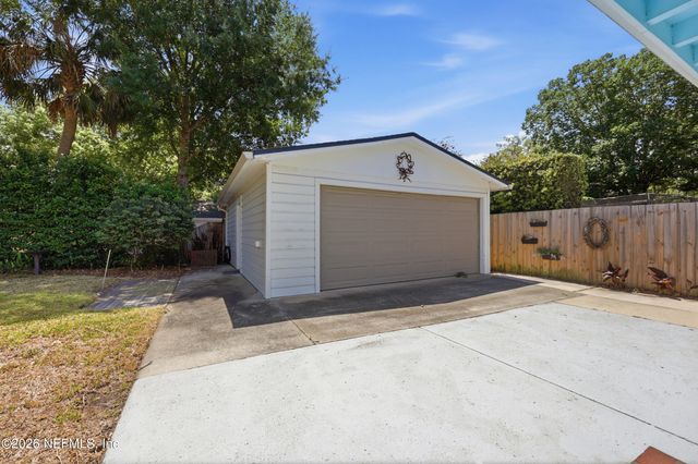 1622 AVOCA Place, Jacksonville, FL 32207