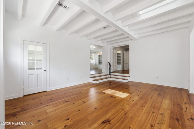 1622 AVOCA Place, Jacksonville, FL 32207