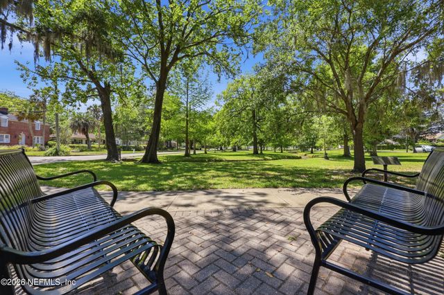 1622 AVOCA Place, Jacksonville, FL 32207