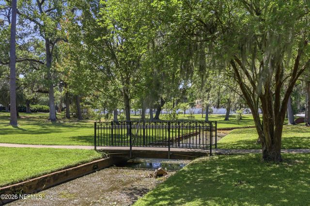 1622 AVOCA Place, Jacksonville, FL 32207