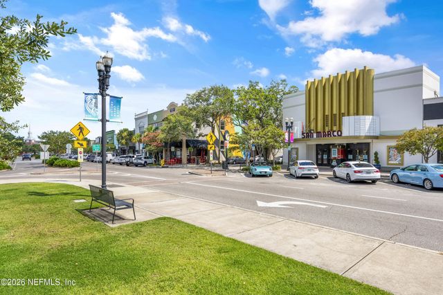 1622 AVOCA Place, Jacksonville, FL 32207