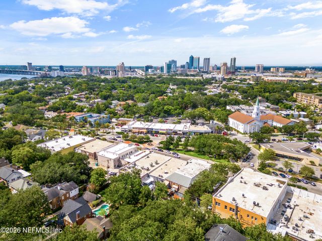 1622 AVOCA Place, Jacksonville, FL 32207