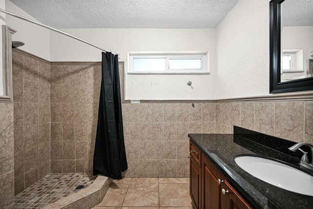 3300 NW 32nd Street, Lauderdale Lakes, FL 33309
