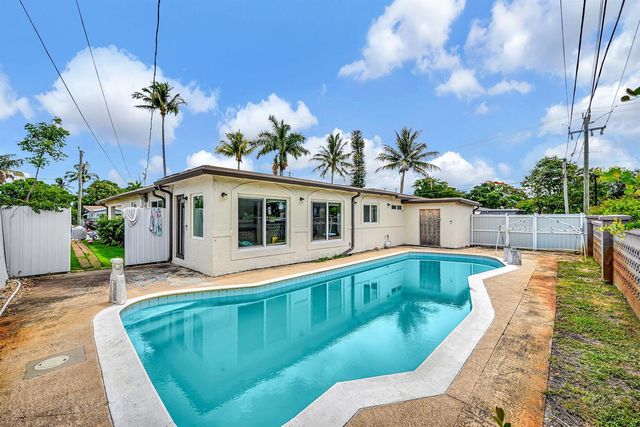 3300 NW 32nd Street, Lauderdale Lakes, FL 33309