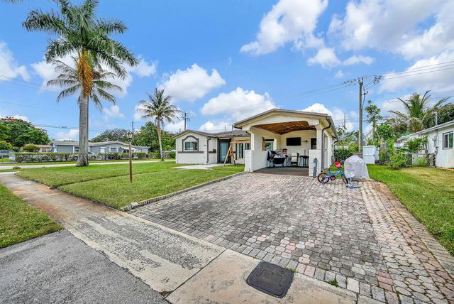 3300 NW 32nd Street, Lauderdale Lakes, FL 33309