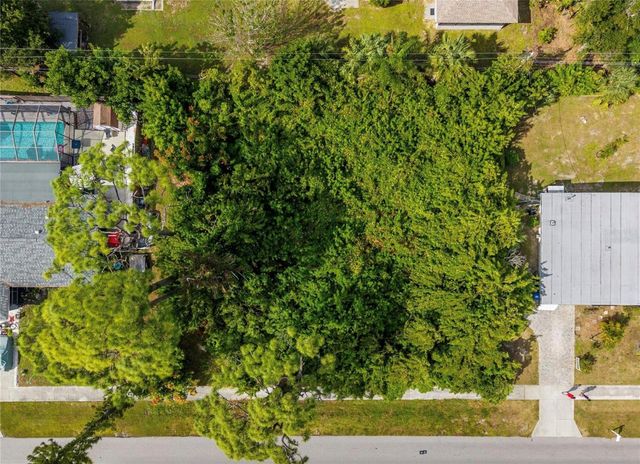 31 W SEMINOLE DRIVE, Venice, FL 34293